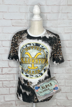 Load image into Gallery viewer, Polyester Bleach T-Shirt - Cowhide Leopard Circle
